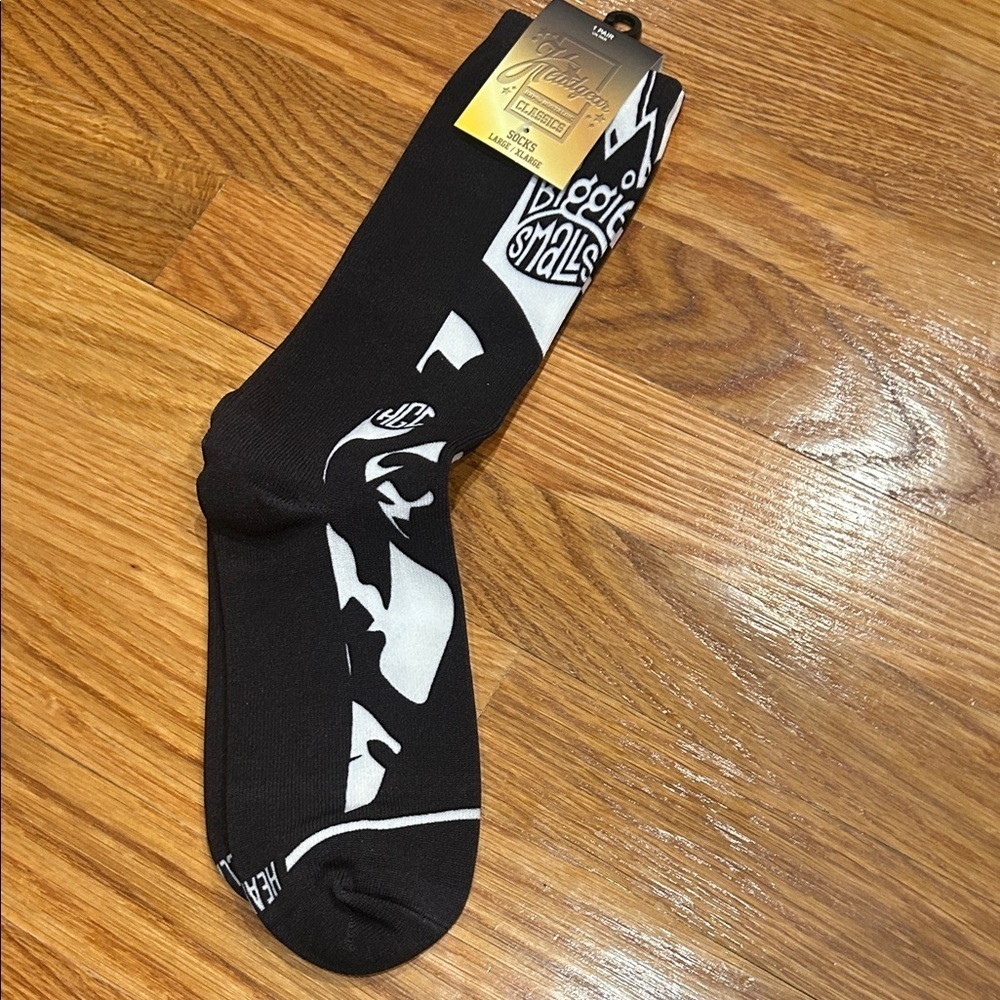 HGC Streetwear Rap Music Biggie Smalls Black White Casual Socks L-Xl